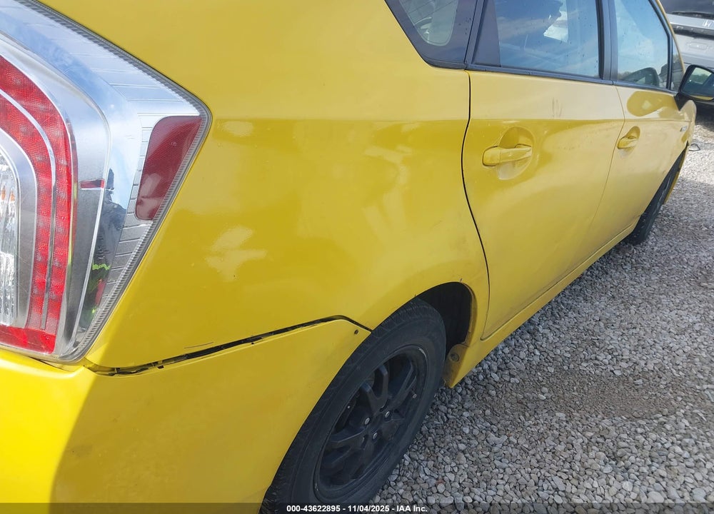 2013 TOYOTA PRIUS TWO VIN: JTDKN3DU6D1638214
