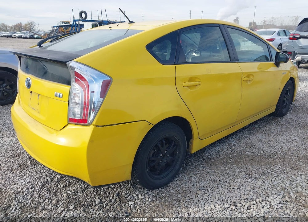 2013 TOYOTA PRIUS TWO VIN: JTDKN3DU6D1638214