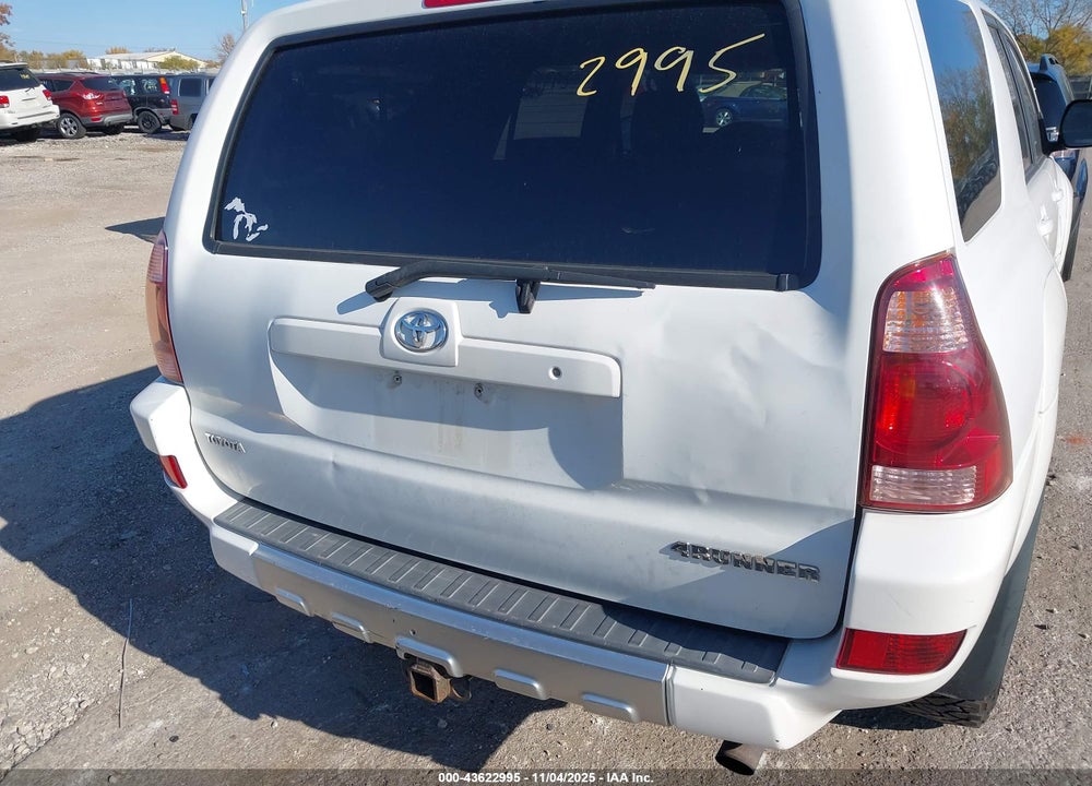 2004 TOYOTA 4RUNNER SR5 V6 VIN: JTEBU14R748020194