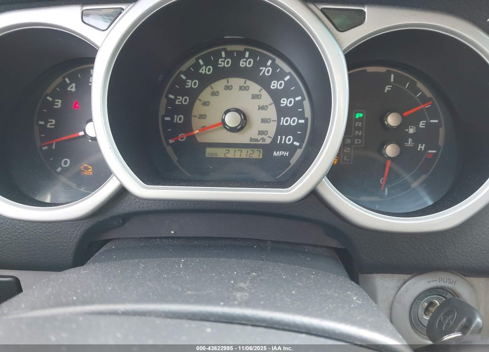 2004 TOYOTA 4RUNNER SR5 V6 VIN: JTEBU14R748020194