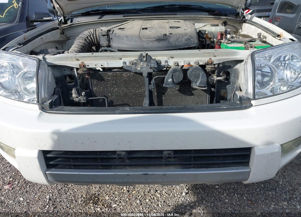 2004 TOYOTA 4RUNNER SR5 V6 VIN: JTEBU14R748020194