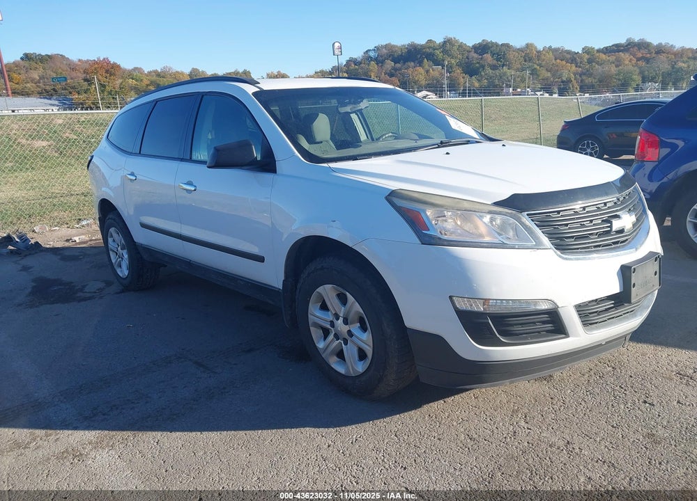 2016 CHEVROLET TRAVERSE LS VIN: 1GNKRFED4GJ325372