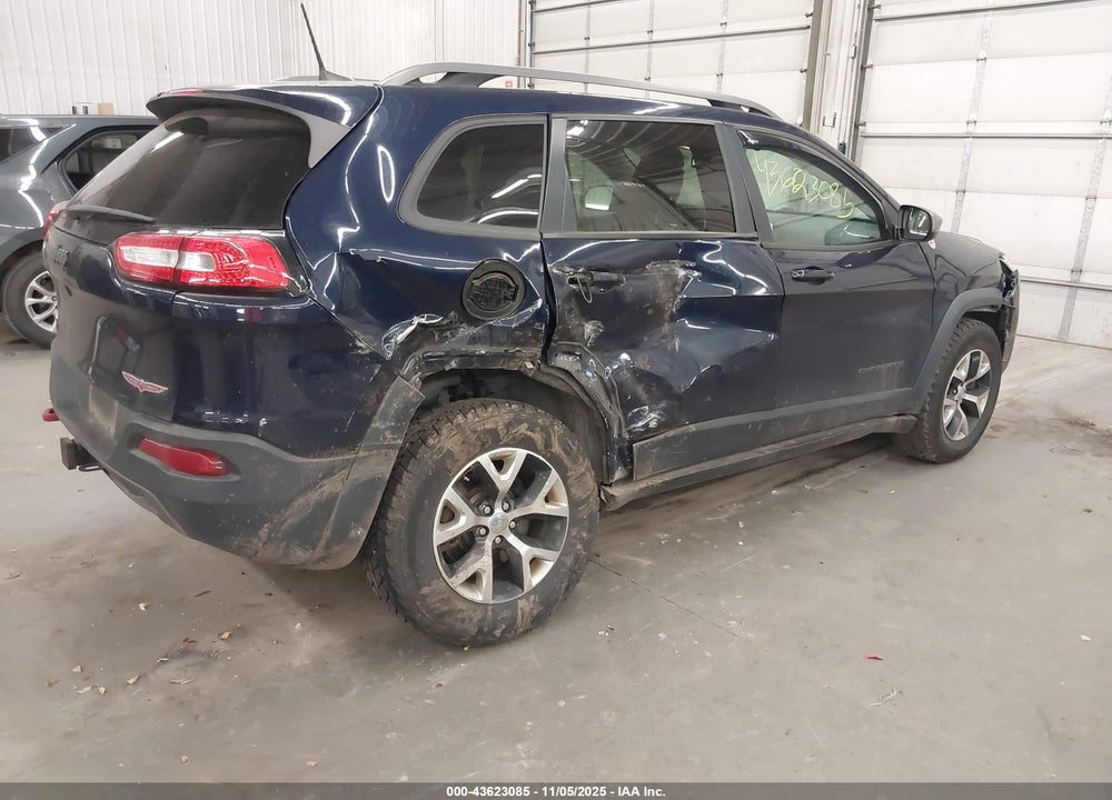 2016 JEEP CHEROKEE TRAILHAWK VIN: 1C4PJMBBXGW263427