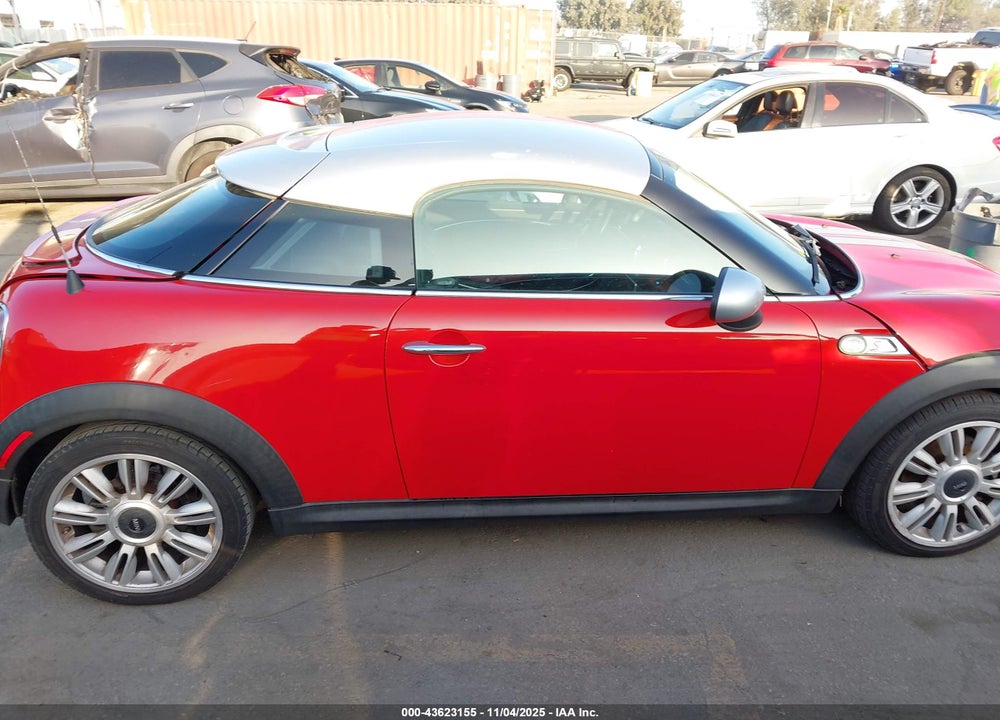 2012 MINI COOPER S VIN: WMWSX3C56CT154662