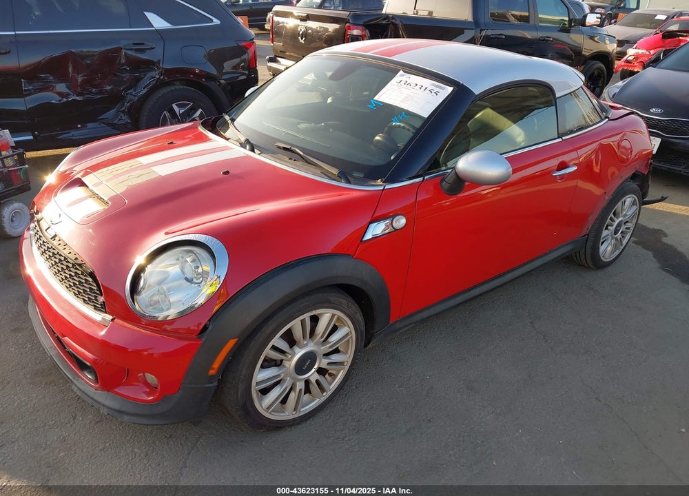 2012 MINI COOPER S VIN: WMWSX3C56CT154662