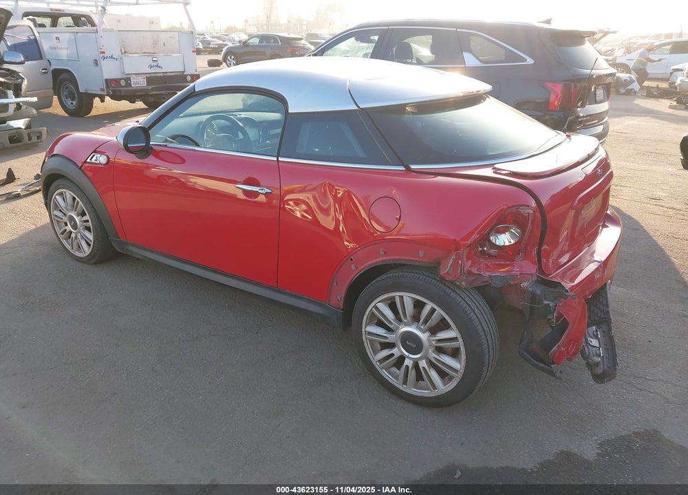 2012 MINI COOPER S VIN: WMWSX3C56CT154662