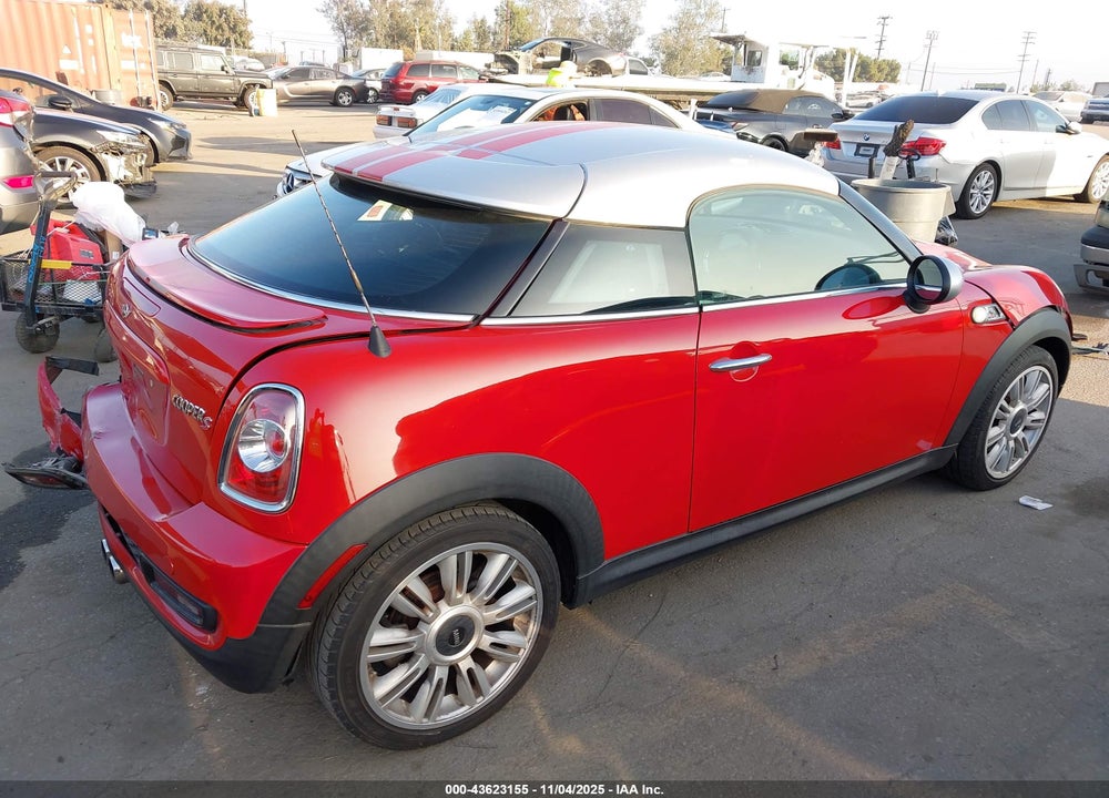 2012 MINI COOPER S VIN: WMWSX3C56CT154662