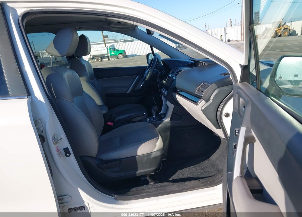 2017 SUBARU FORESTER 2.5I LIMITED VIN: JF2SJAJC4HH449619