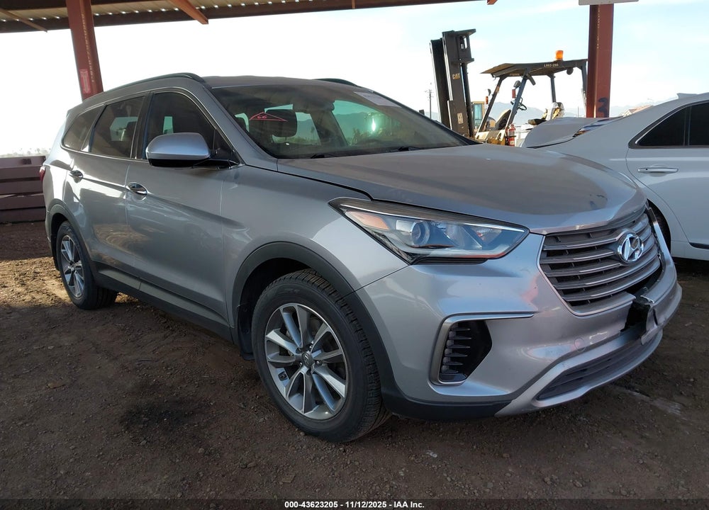 2018 HYUNDAI SANTA FE SE VIN: KM8SM4HF2JU261231
