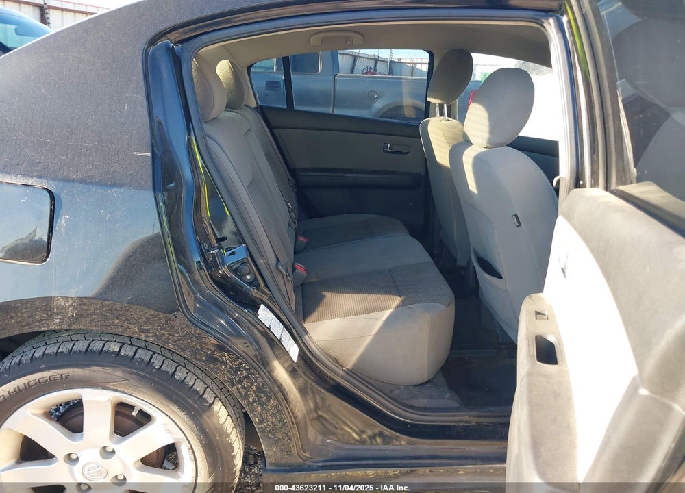 2011 NISSAN SENTRA 2.0SR VIN: 3N1AB6APXBL632316
