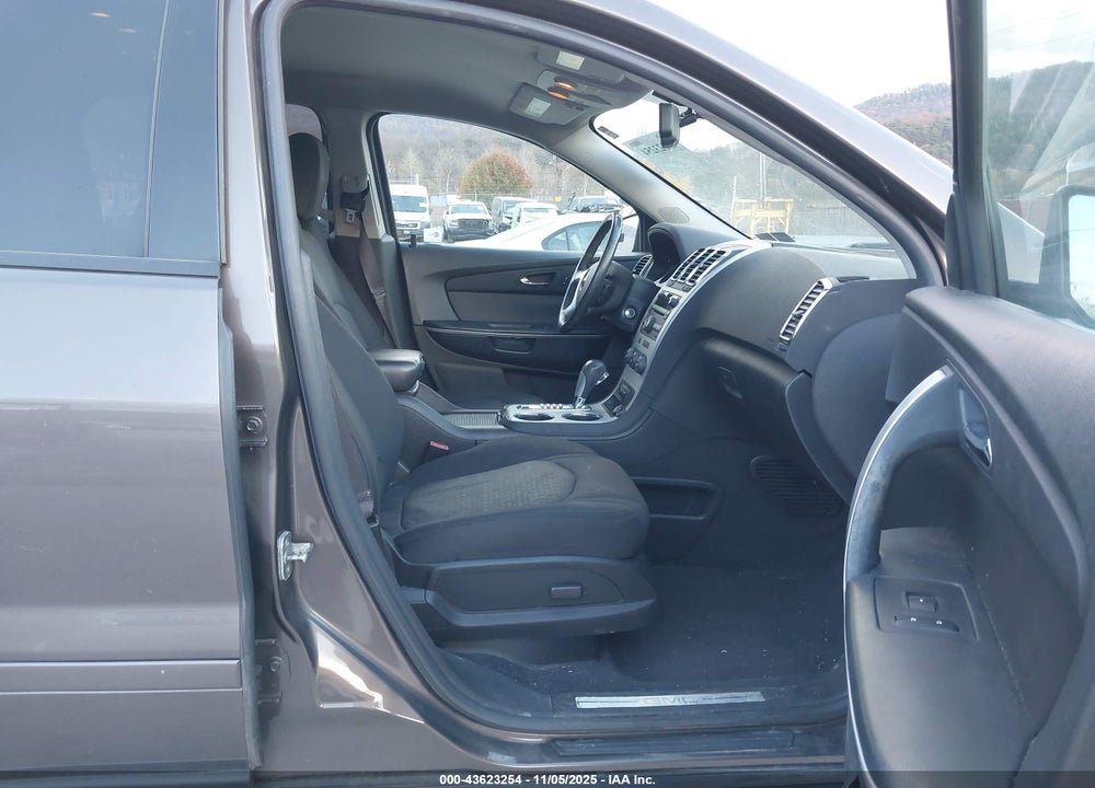 2011 GMC ACADIA SLE VIN: 1GKKVPED9BJ259425