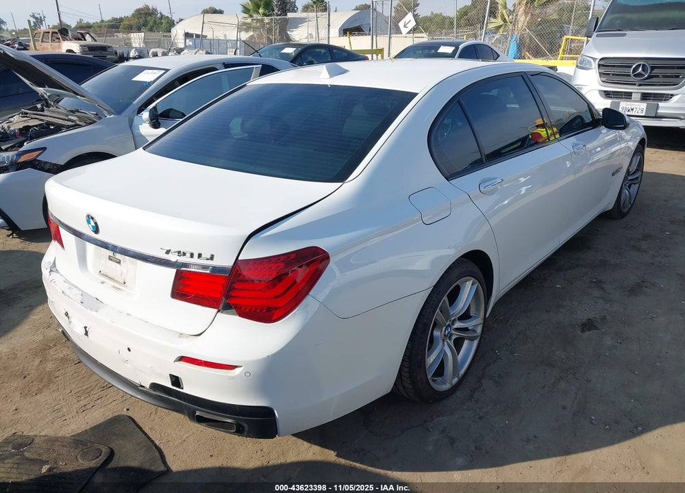 2013 BMW 740LI VIN: WBAYE4C52DD137312
