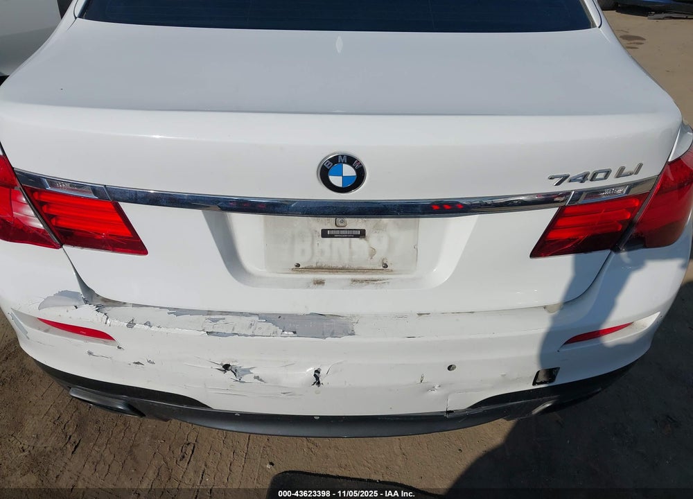 2013 BMW 740LI VIN: WBAYE4C52DD137312