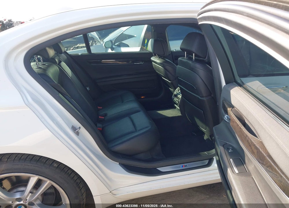 2013 BMW 740LI VIN: WBAYE4C52DD137312