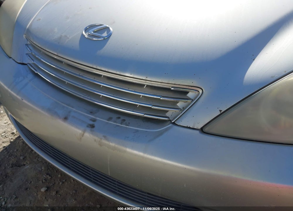 2004 LEXUS ES 330 VIN: JTHBA30G445007030