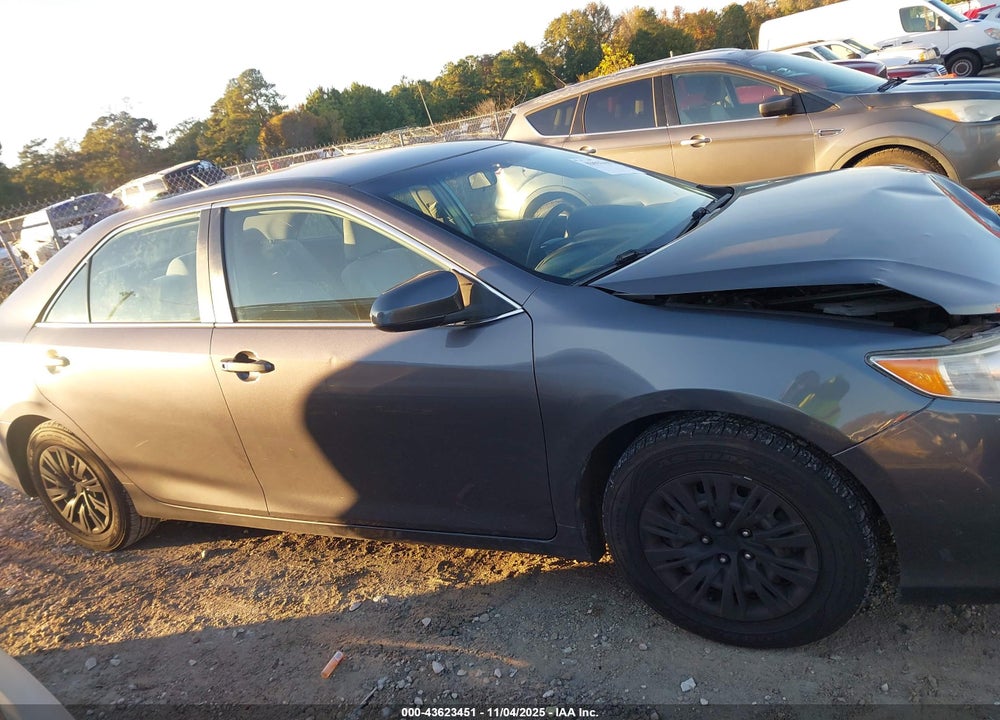2014 TOYOTA CAMRY L VIN: 4T1BF1FK3EU802902