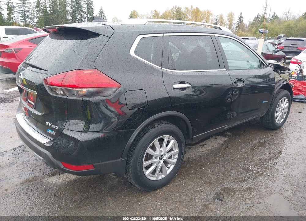2017 NISSAN ROGUE HYBRID SV VIN: 5N1ET2MV1HC830362
