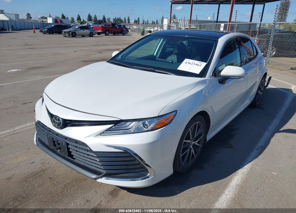 2021 TOYOTA CAMRY XLE VIN: 4T1F11AK4MU521939