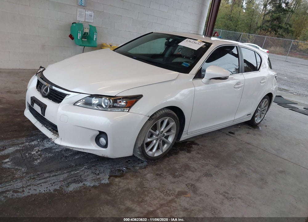 2013 LEXUS CT 200H VIN: JTHKD5BH3D2172710