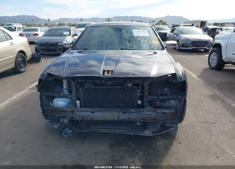 2013 CHRYSLER 300C VIN: 2C3CCAET6DH585539