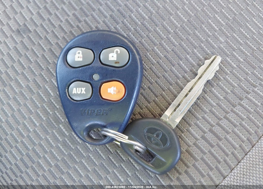 2004 TOYOTA RAV4 VIN: JTEHD20VX40036200