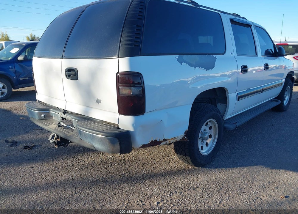 2001 CHEVROLET SUBURBAN 1500 LS VIN: 3GNEC16T21G185855
