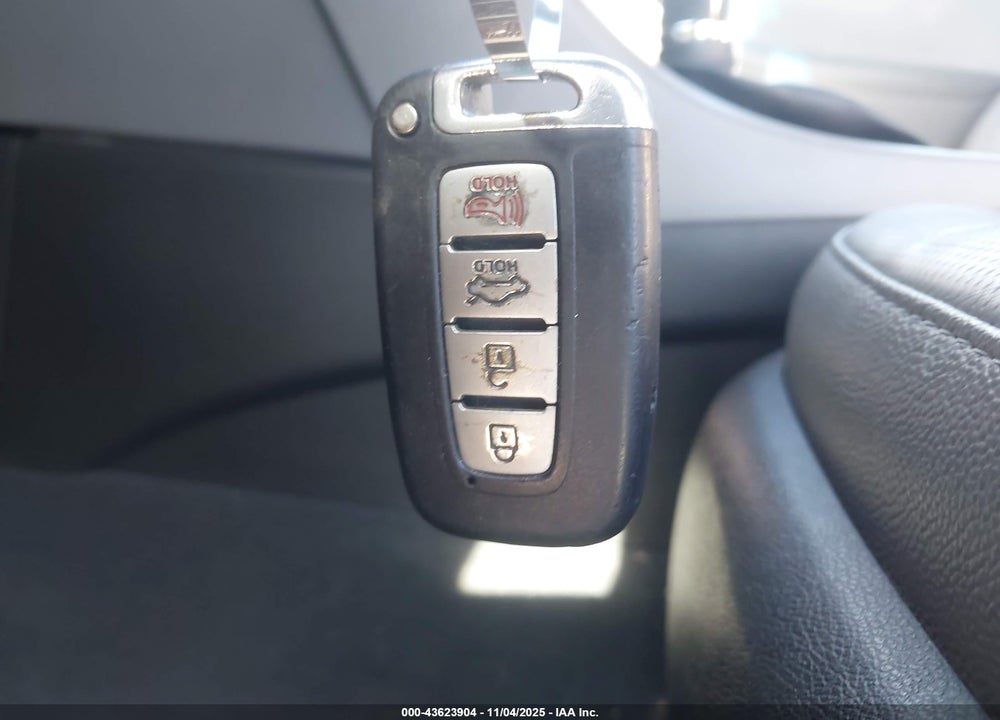 2013 HYUNDAI SONATA VIN: 5NPEC4AC2DH595956
