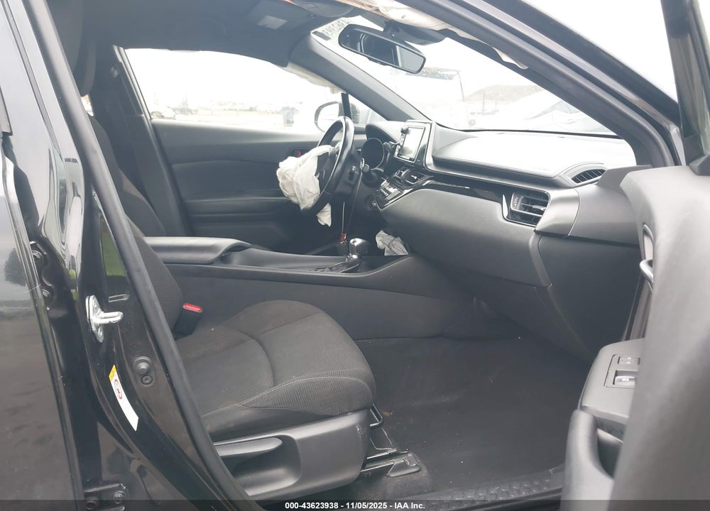 2018 TOYOTA C-HR XLE VIN: JTNKHMBX9J1002632