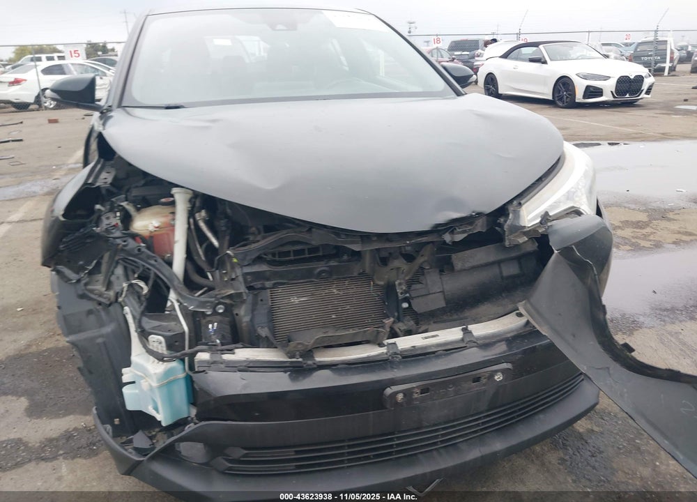 2018 TOYOTA C-HR XLE VIN: JTNKHMBX9J1002632