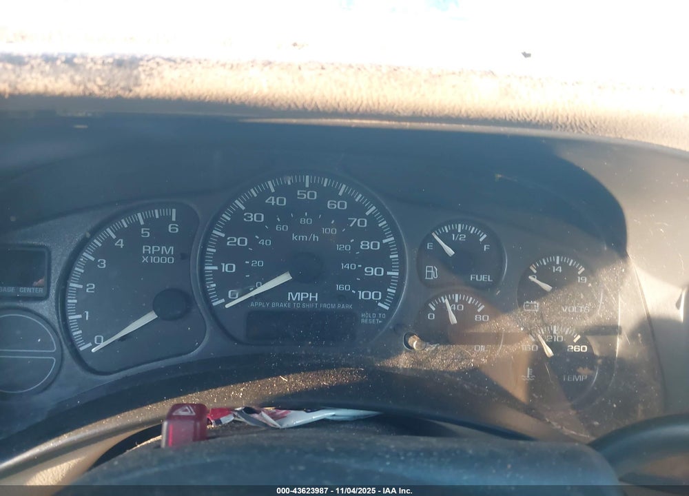 2001 CHEVROLET TAHOE LT VIN: 1GNEC13T31R189286