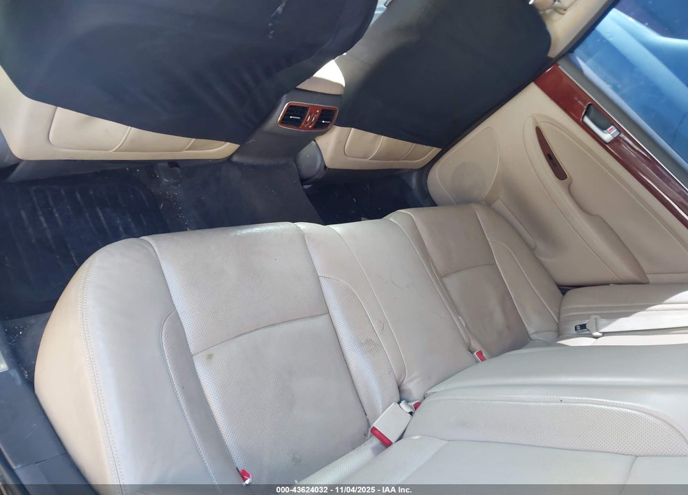 2013 HYUNDAI GENESIS 3.8 VIN: KMHGC4DD4DU217118