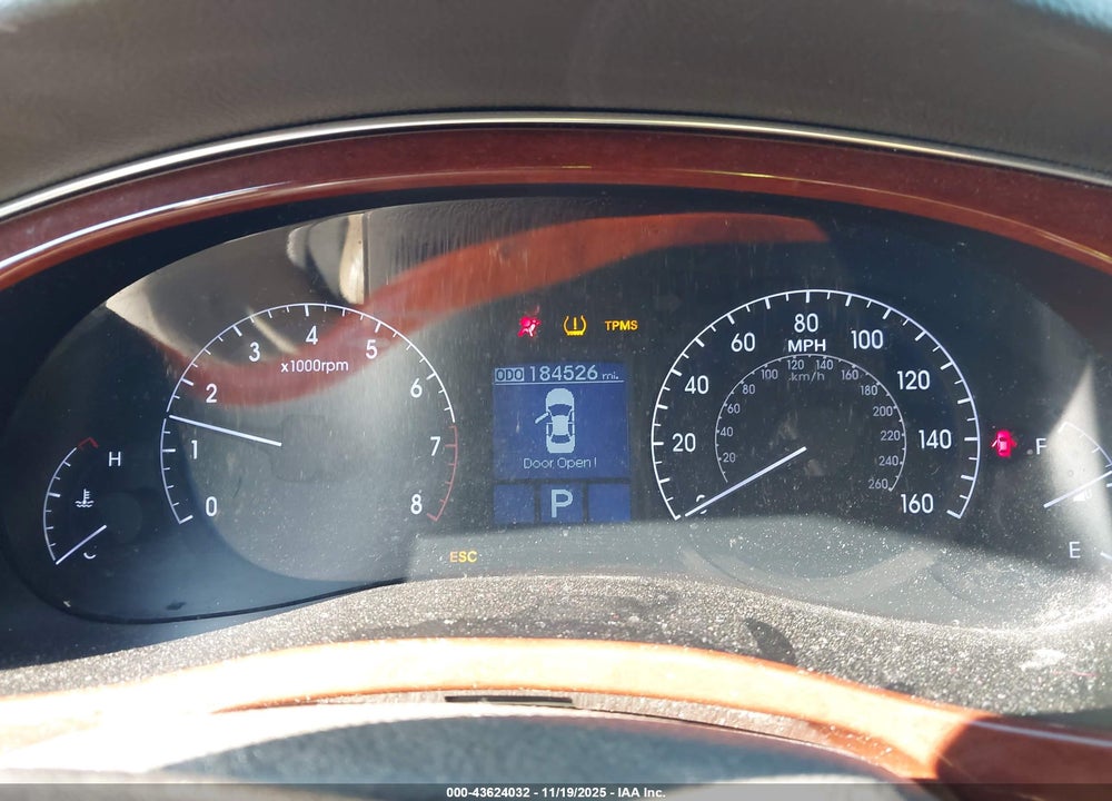 2013 HYUNDAI GENESIS 3.8 VIN: KMHGC4DD4DU217118