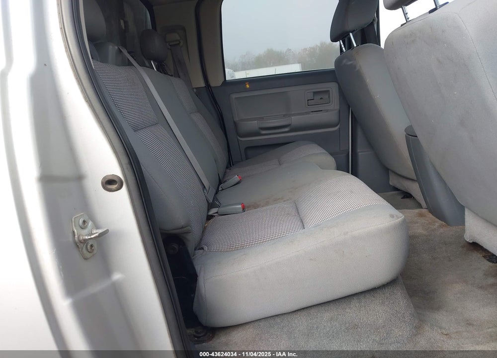 2007 DODGE DAKOTA SLT VIN: 1D7HW48K67S216227