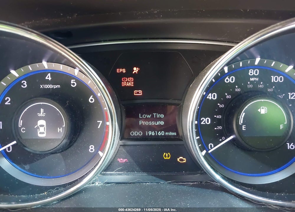2011 HYUNDAI SONATA VIN: 5NPEB4AC7BH035740