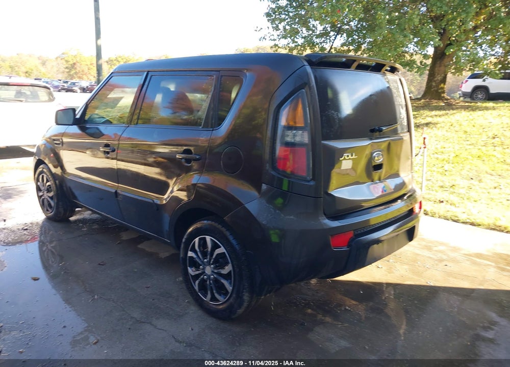 2011 KIA SOUL VIN: KNDJT2A25B7202785