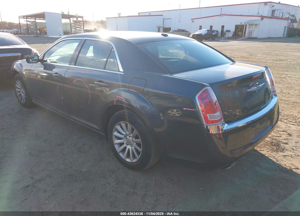 2014 CHRYSLER 300 VIN: 2C3CCAAG7EH301572