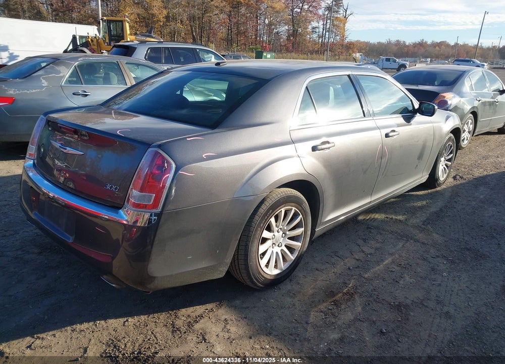2014 CHRYSLER 300 VIN: 2C3CCAAG7EH301572