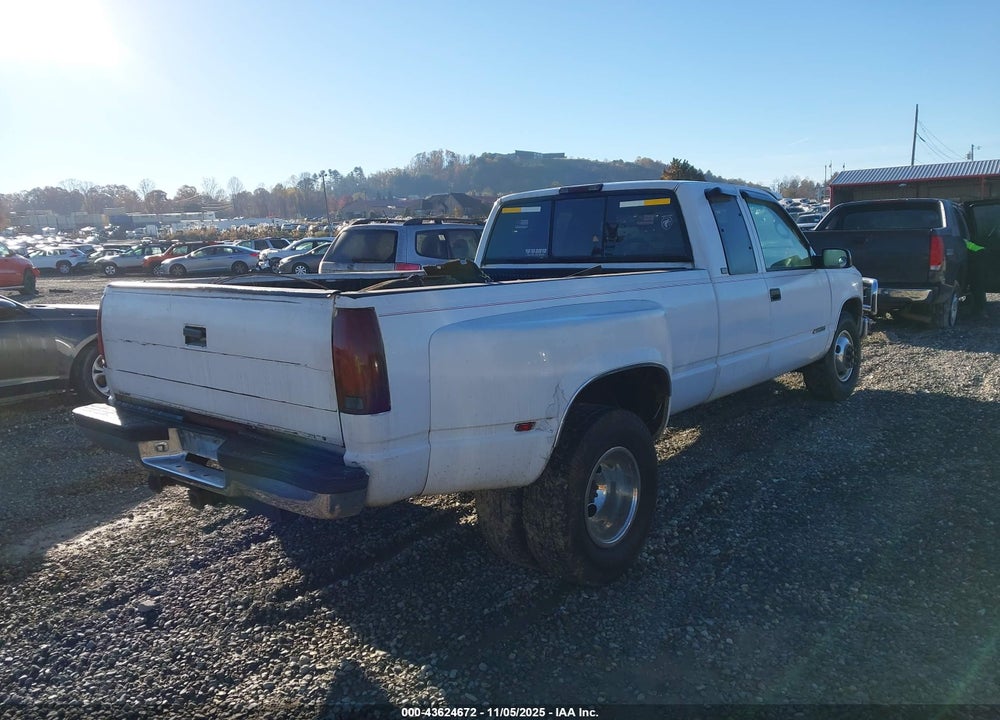 1996 CHEVROLET GMT-400 C3500 VIN: 1GCHC39F7TE143649