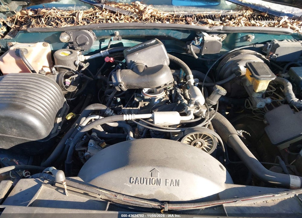 1996 CHEVROLET GMT-400 C1500 VIN: 1GCEC19R6TE171346