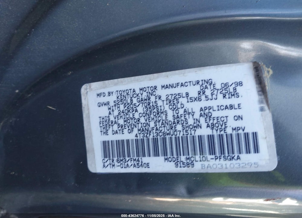 1998 TOYOTA SIENNA XLE VIN: 4T3ZF13C8WU071517