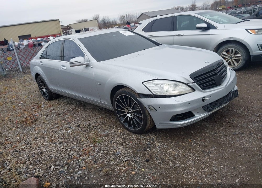 2012 MERCEDES-BENZ S 550 VIN: WDDNG7DBXCA428412