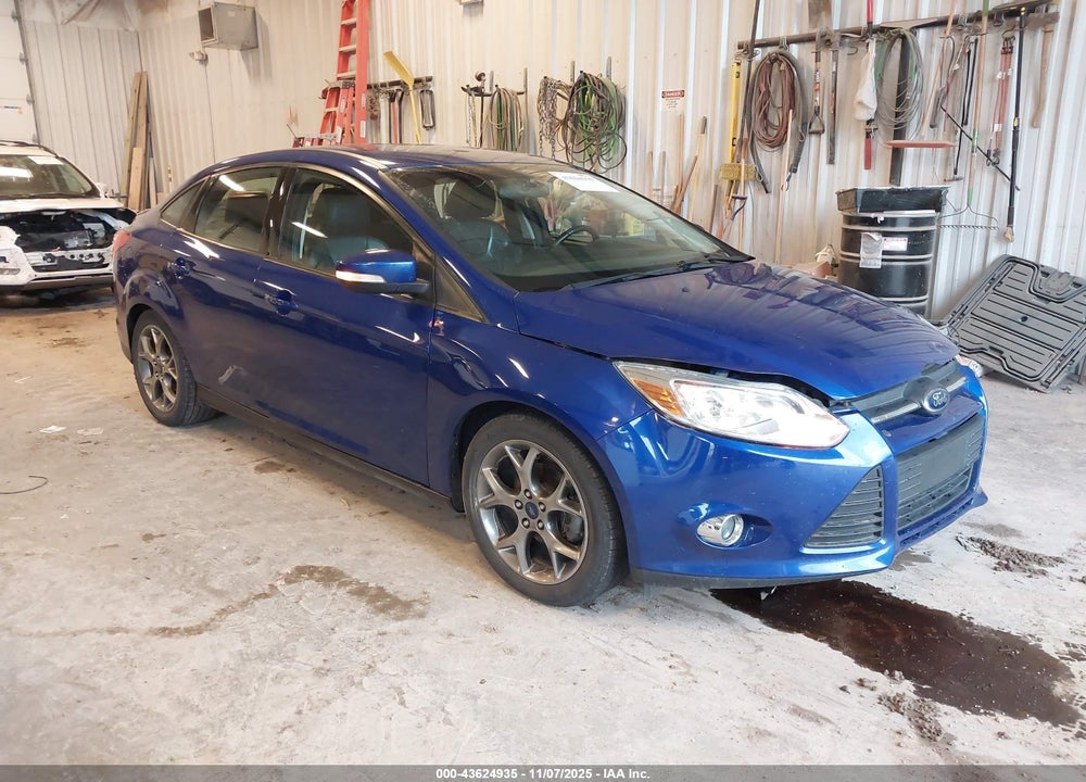 2014 FORD FOCUS SE VIN: 1FADP3F28EL459828