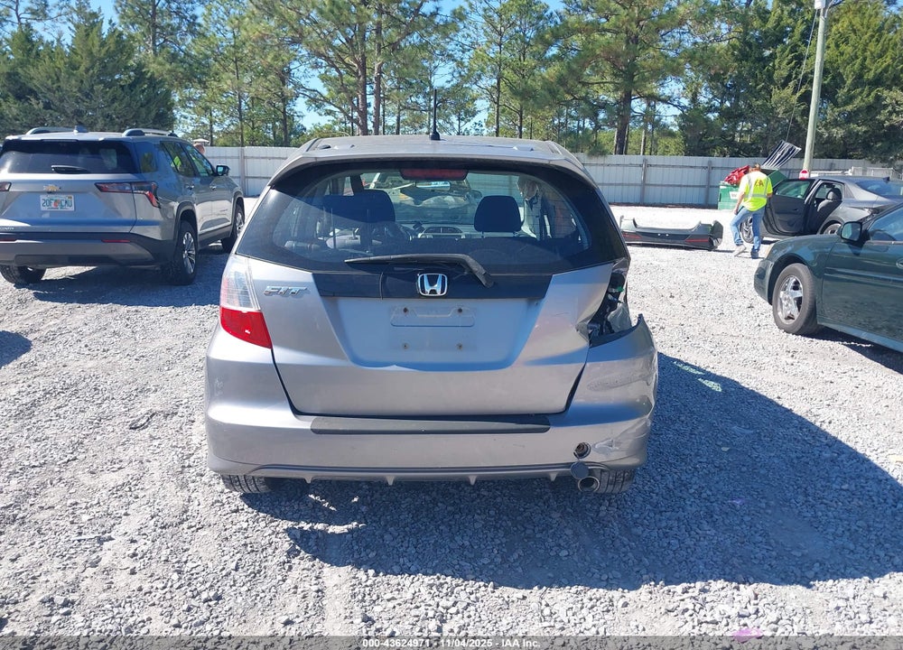 2010 HONDA FIT SPORT VIN: JHMGE8H44AC019607