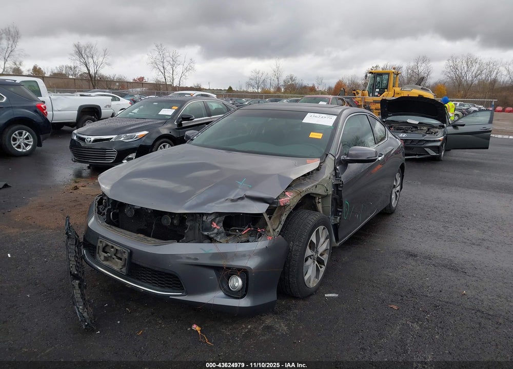 2013 HONDA ACCORD EX VIN: 1HGCT1B70DA002904