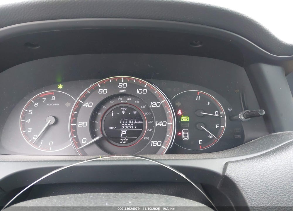 2013 HONDA ACCORD EX VIN: 1HGCT1B70DA002904
