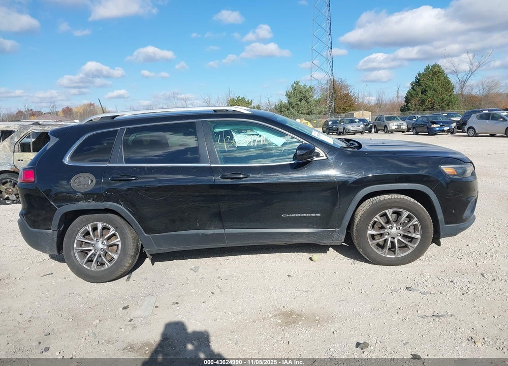 2019 JEEP CHEROKEE LATITUDE PLUS 4X4 VIN: 1C4PJMLB7KD153843