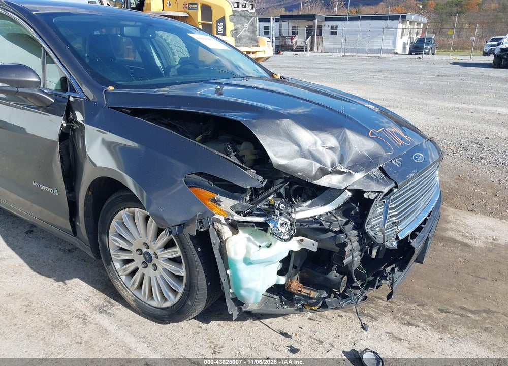 2015 FORD FUSION VIN: 3FA6P0LU6FR249101