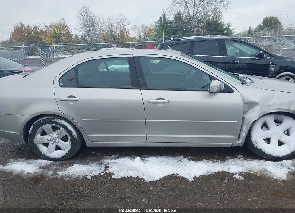 2007 FORD FUSION VIN: 3FAHP07Z37R273890