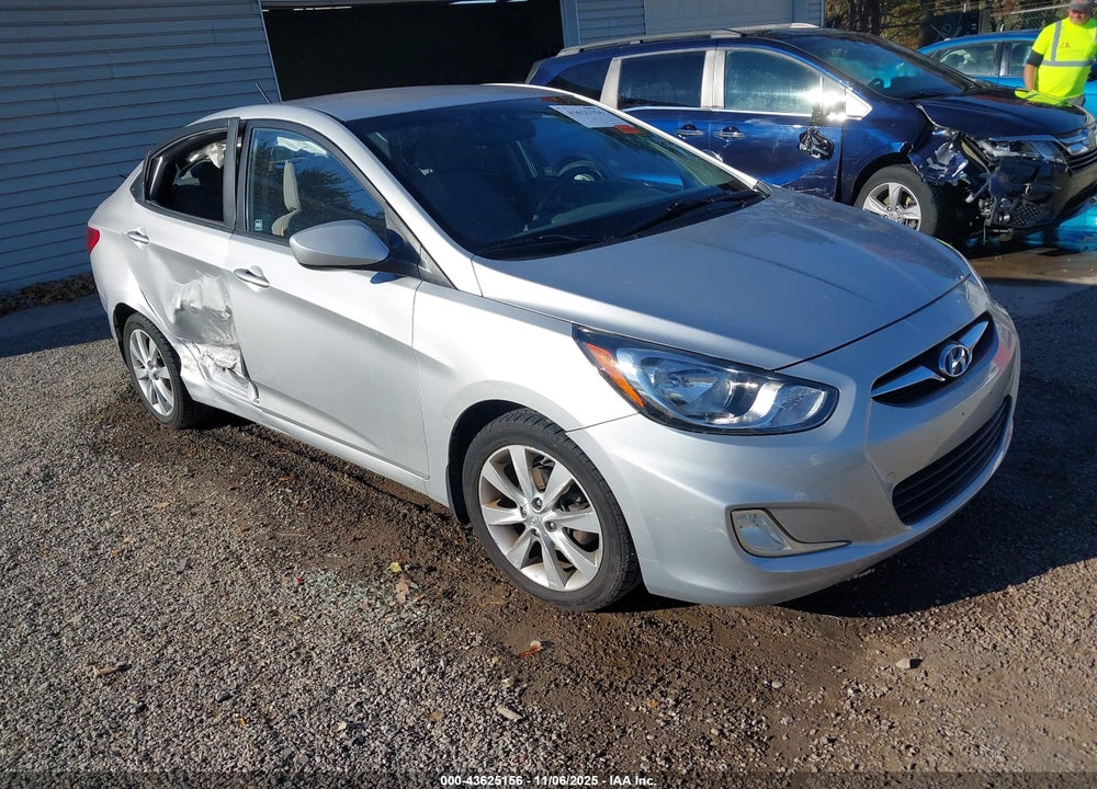 2013 HYUNDAI ACCENT GLS VIN: KMHCU4AE7DU311065