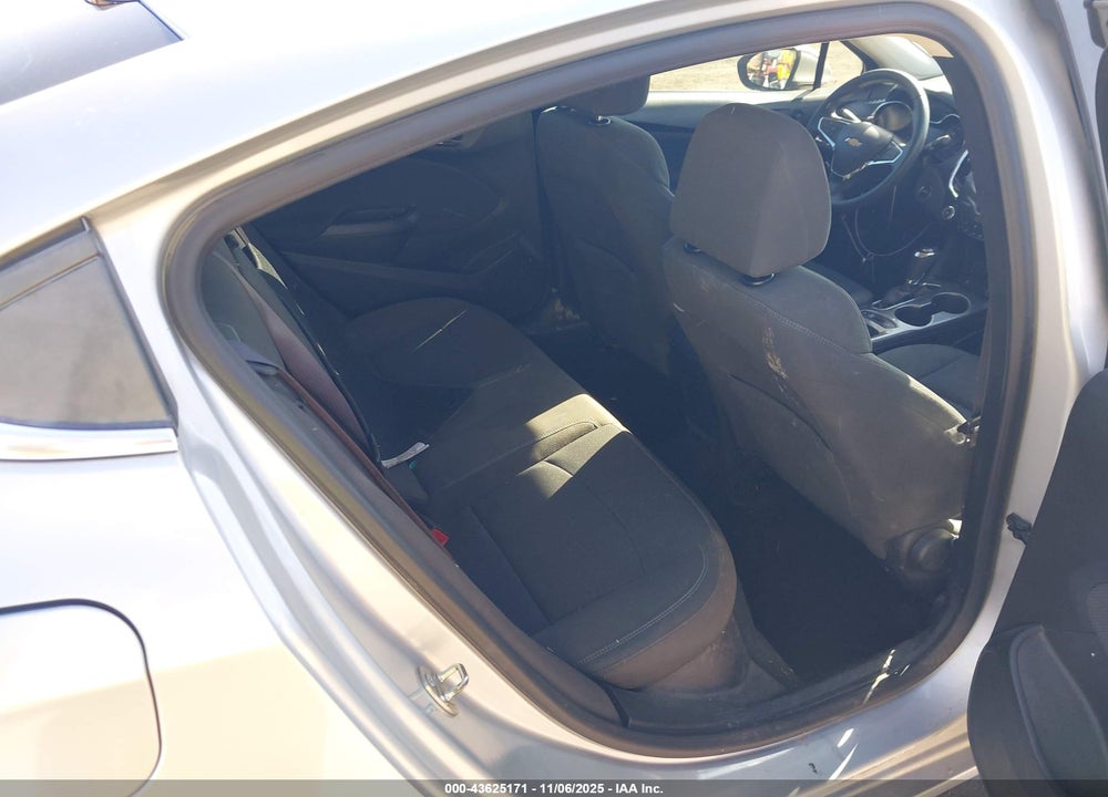 2016 CHEVROLET CRUZE LT AUTO VIN: 1G1BE5SM0G7256897